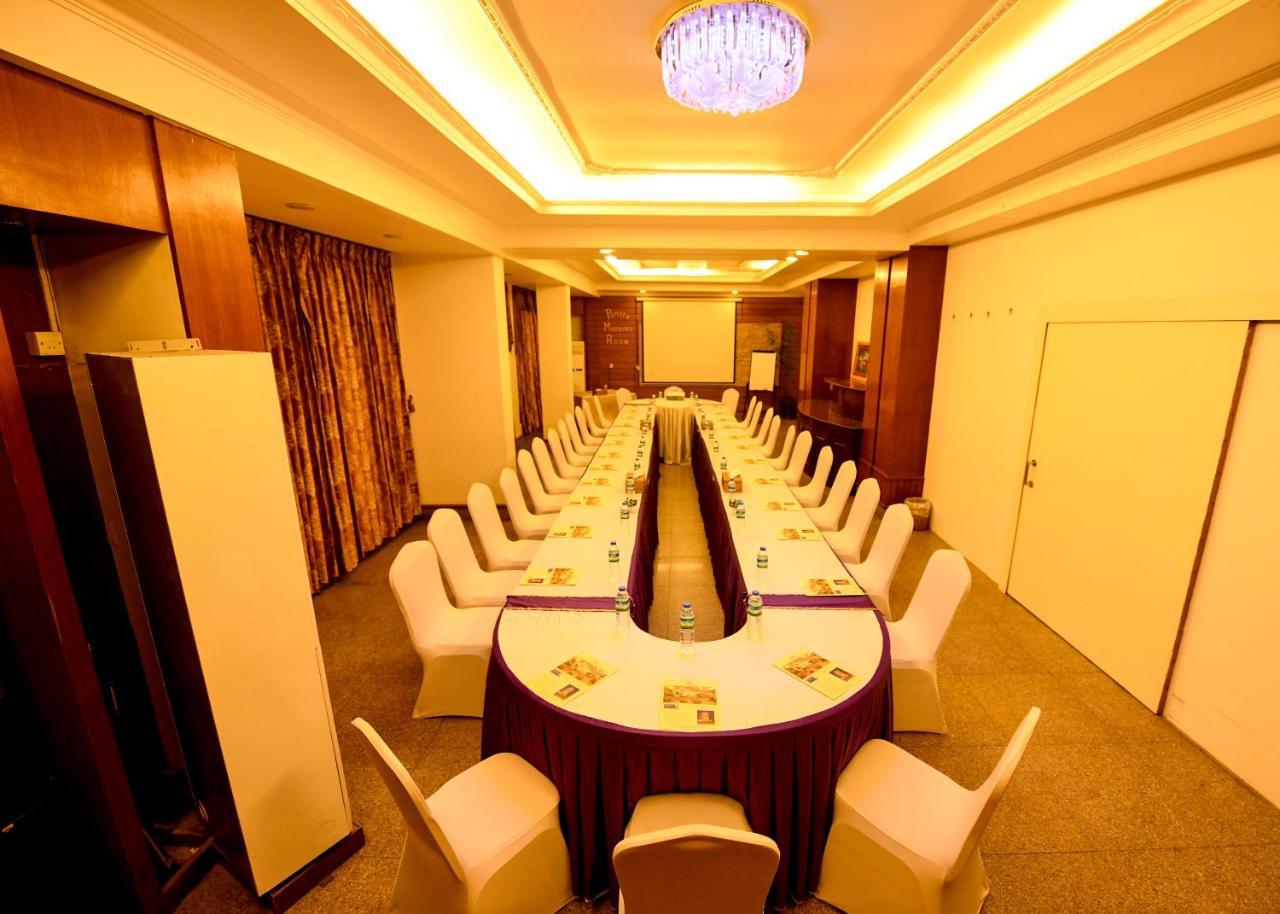 Hotel Queen Mandalay Eksteriør bilde
